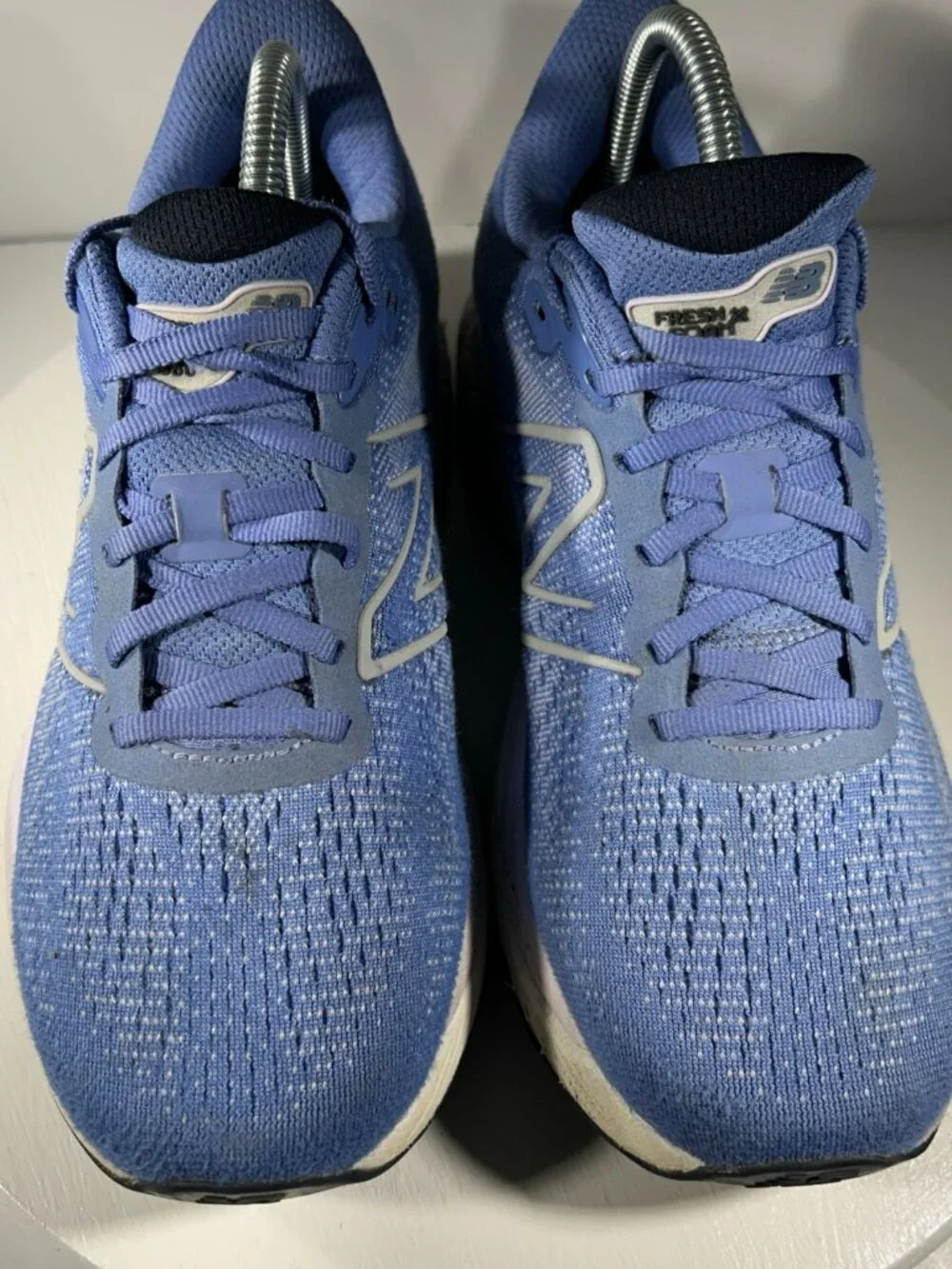 New Balance Fresh Foam 880 Womens Running Shoes Size 9.5 D Blue Walking Sneakers